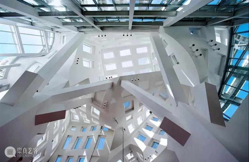 【IFA-艺术赏析】Frank Gehry|“魔法”建筑 田恬 建筑 艺术 IFA 世界上 垃圾 弗兰克 盖里 Gehry 加拿大 多伦多 崇真艺客
